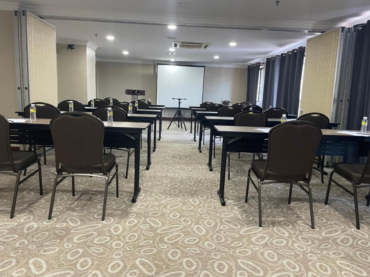 Putra Brasmana Hotel Kuala Perlis Kültér fotó