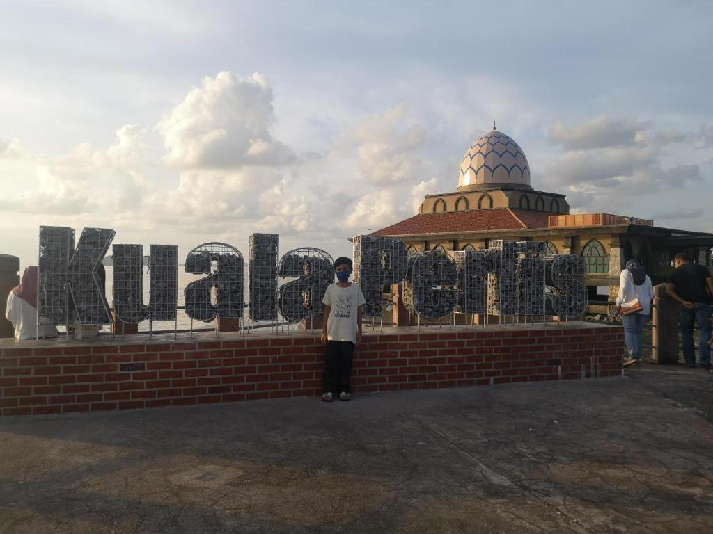 Putra Brasmana Hotel Kuala Perlis Kültér fotó