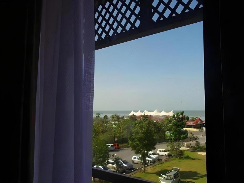 Putra Brasmana Hotel Kuala Perlis Kültér fotó