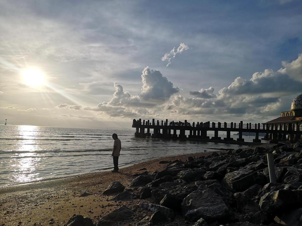 Putra Brasmana Hotel Kuala Perlis Kültér fotó