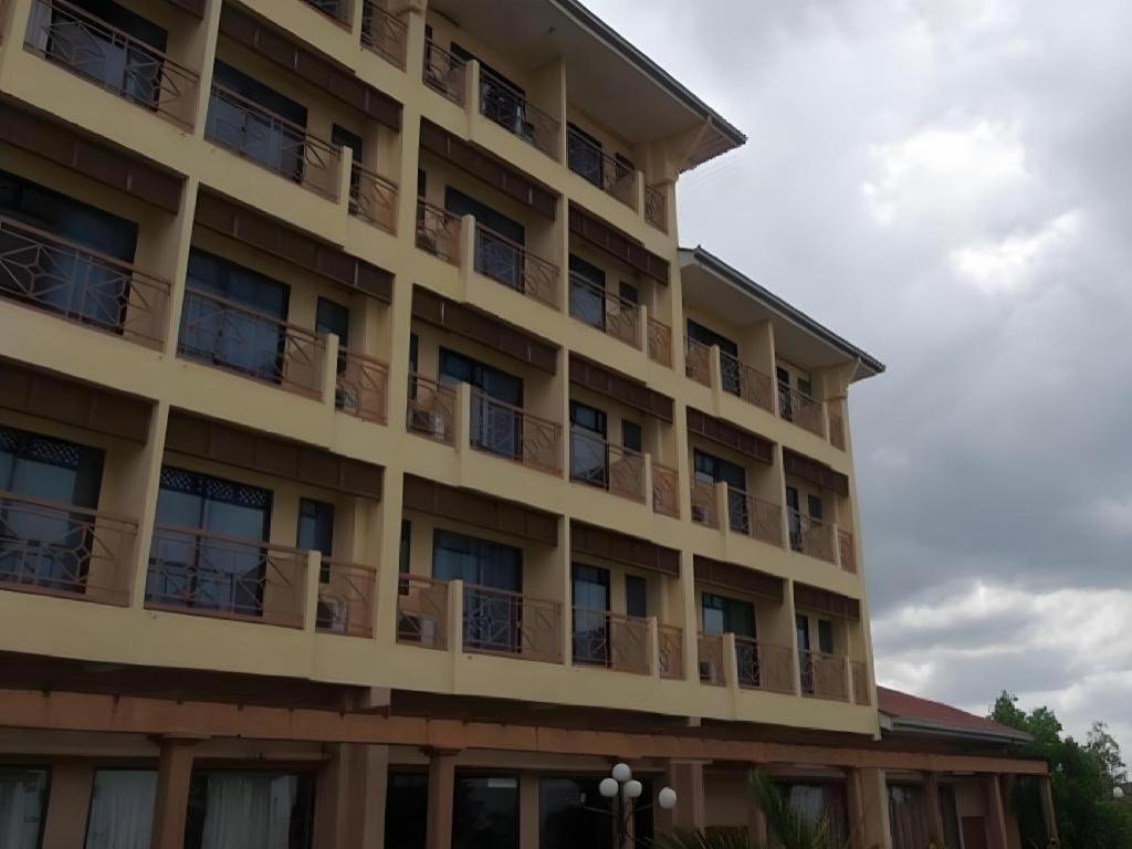 Putra Brasmana Hotel Kuala Perlis Kültér fotó