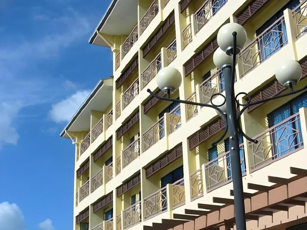 Putra Brasmana Hotel Kuala Perlis Kültér fotó