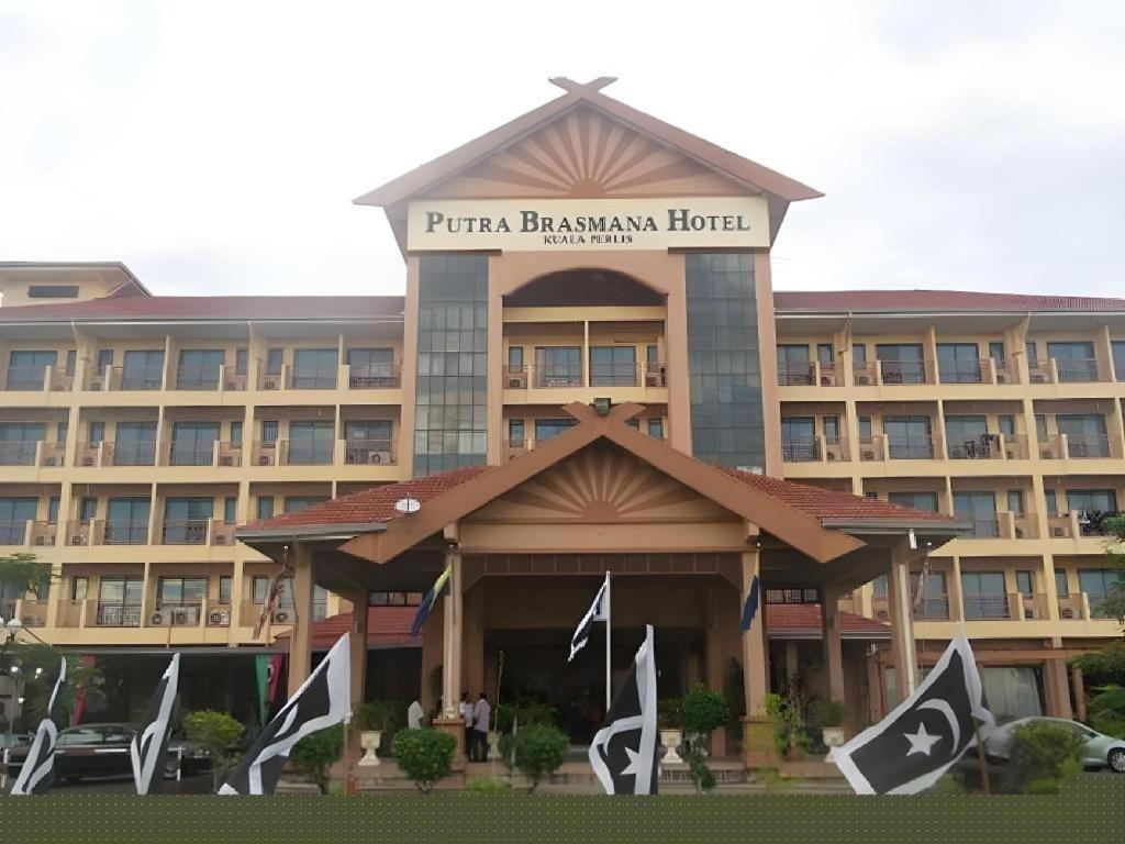 Putra Brasmana Hotel Kuala Perlis Kültér fotó