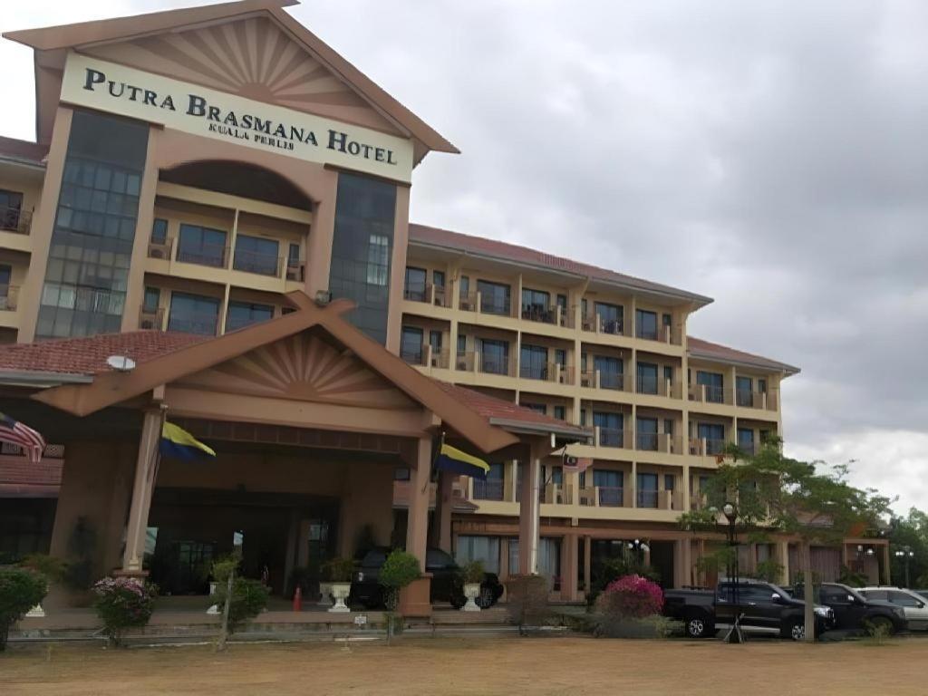 Putra Brasmana Hotel Kuala Perlis Kültér fotó